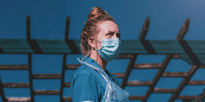 Nurse wearing a face mask