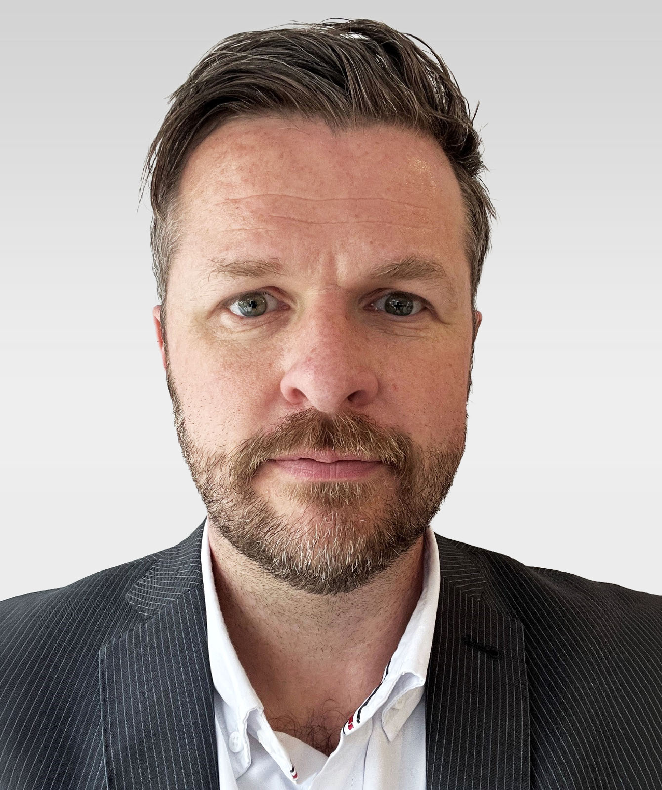 Headshot of Kenington's Deputy Credit Risk Officer